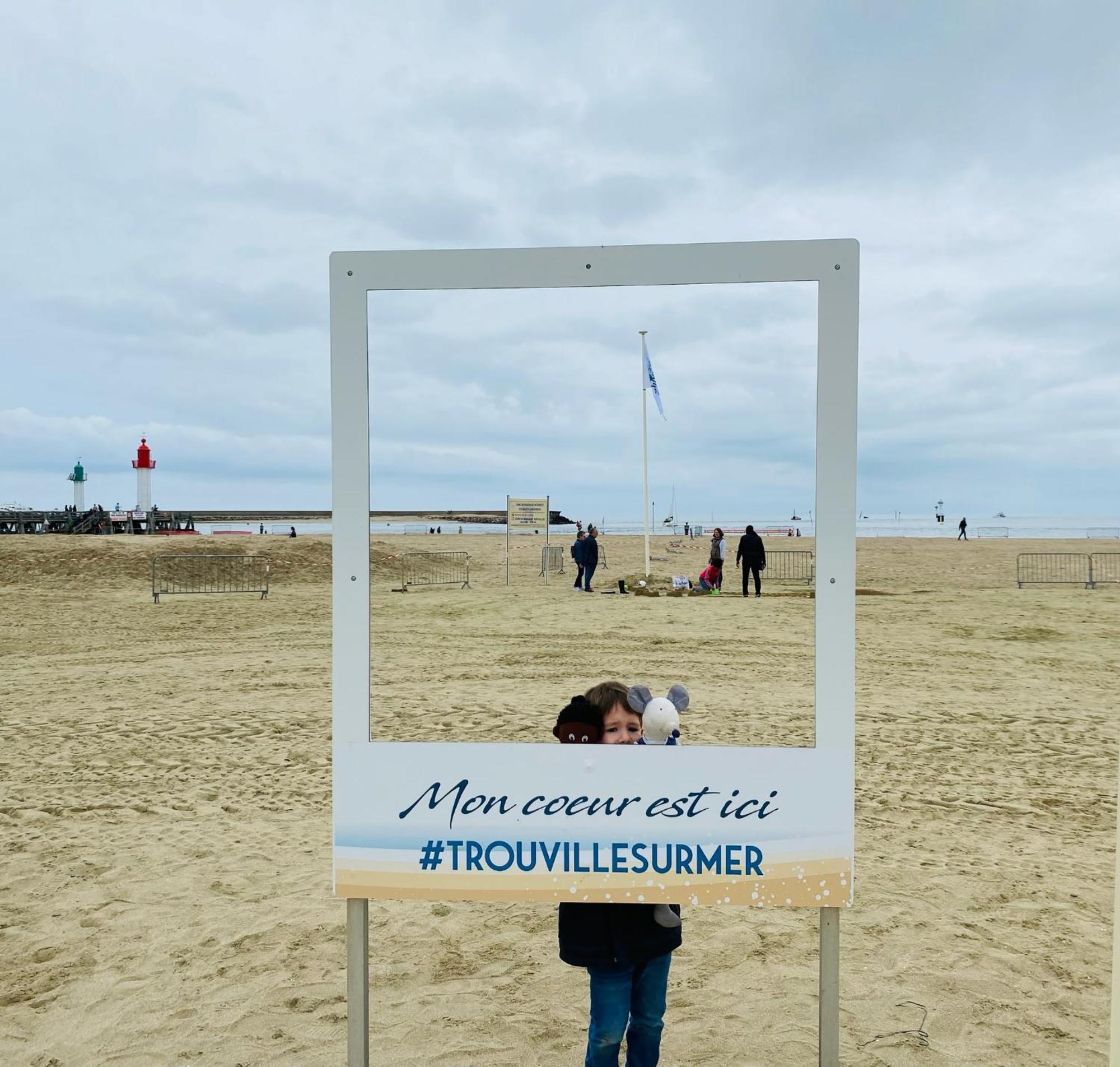 Les Nord'Mandines Hotell Trouville-sur-mer Exteriör bild